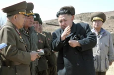 Nhà lãnh đạo Kim Jong-un trong một lần thăm quân đội Triều Tiên. Ảnh: KCNA.