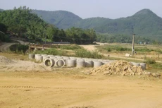 Nhà thầu chưa tích cực thi công đường BOT Hòa Lạc - Hòa Bình