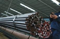 Dù tiêu thụ thép khả quan trong quý I, song sức ép dư cung vẫn đè nặng lên các DN ngành thép