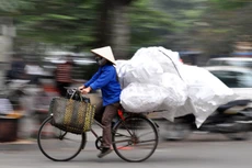 Nợ của Chính phủ đã vượt trần Quốc hội cho phép và tương đương 50,3% GDP năm 2014. Ảnh: A.Q