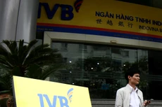 Sản phẩm dịch vụ của các ngân hàng Việt Nam tương đối nghèo nàn. Ảnh: Tiên Giang