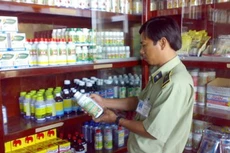 Công tác thanh, kiểm tra cơ sở kinh doanh vật tư nông nghiệp của cơ quan quản lý cấp địa phương chủ yếu theo kế hoạch nên hiệu quả chưa cao. Nguồn: Internet