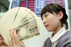 Lãi suất âm đồng nghĩa với việc các ngân hàng thương mại và tổ chức tài chính khác phải trả phí cho BoJ đối với một phần tiền mà họ gửi ở ngân hàng trung ương này.