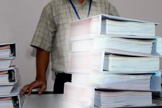 Việc không đăng tải kế hoạch lựa chọn nhà thầu là không tuân thủ quy định của pháp luật về đấu thầu. Ảnh: LTT