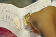 Giá vàng trong nước rẻ hơn thế giới vài trăm nghìn đồng sáng nay.