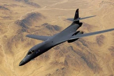 Máy bay ném bom B-1. Ảnh: military.com.