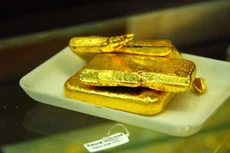 Vàng giảm mạnh sau phiên tăng vọt. Ảnh: Anh Quân.