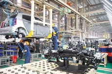 Vẫn ưu tiên tái cơ cấu nền kinh tế