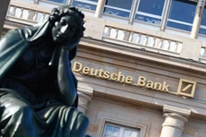 Deutsche Bank đang đàm phán hạ thấp khoản tiền phải trả cho giới chức Mỹ. Ảnh:Reuters