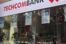 Từng là nhân viên của Techcombank, Nguyễn Anh Tuấn đã giả chữ viết người khác, chiếm đoạt tiền của Techcombank, HSBC, Citibank và SHINHAN