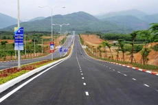 Đường Hoàng Văn Thái nối dài đi Bà Nà - Suối Mơ do Sun Gruop thực hiện.