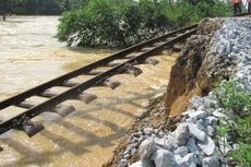 Thiệt hại hơn 4,2 tỷ đồng về kết cấu hạ tầng đường sắt do thiên tai