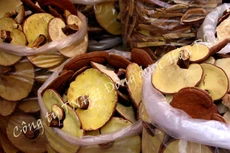 Mua bán lòng vòng, qua nhiều nhà cung cấp là “chiêu” mà Công ty TNHH Đông dược Hòa Phú sử dụng để thổi giá dược liệu lên cao. Ảnh: Nhã Chi