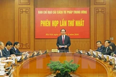 Chủ tịch nước Trần Đại Quang, Trưởng Ban Chỉ đạo cải cách Tư pháp Trung ương chủ trì và phát biểu khai mạc Phiên họp lần thứ nhất của Ban Chỉ đạo cải cách Tư pháp Trung ương. (Ảnh: Nhan Sáng/TTXVN)