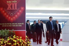 Đại biểu chuẩn bị họp phiên trù bị. Ảnh: Nhật Minh.