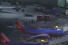 Sân bay Mỹ đóng cửa vì âm thanh giống tiếng súng