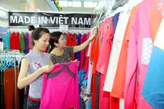 Mờ nhạt thương hiệu hàng Việt tại thị trường Anh