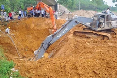 Từ đầu năm 2012 đến tháng 9/2015, tuyến ống nước sông Đà bị vỡ 14 lần, 18 ống bị phá hủy