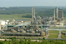 Tập đoàn Gazprom Neft (GPN, Nga) không mua cổ phần Nhà máy lọc dầu Dung Quất (Quảng Ngãi) như dự kiến. Ảnh: L.N.