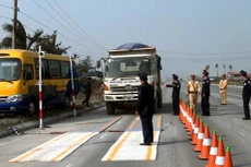 6 tháng xử phạt 210 tỷ đồng xe vi phạm tải trọng