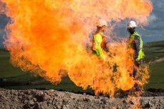 Khi giá dầu đã tăng lên mức đủ để có lãi đối với một số công ty, giới phân tích khẳng định sản xuất năng lượng có thể sẽ sớm tăng trở lại - Ảnh: GettyImages.