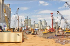 Nhà thầu DELTA thi công tại dự án Vinhomes Central Park 206 Nguyễn Hữu Cảnh, TP.HCM