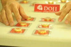 Giá vàng trong nước sụt giảm sáng nay.