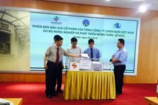 Phiên đấu giá vừa diễn ra hôm 28/4