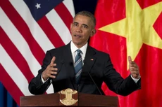 Tổng thống Mỹ Obama trong chuyến thăm chính thức Việt Nam (Ảnh: AP)