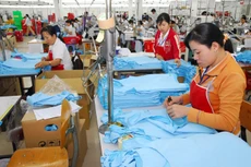 Bất cập lớn của ngành may mặc nước ta là quá lệ thuộc vào nguồn vải nhập khẩu