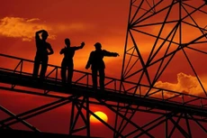 Đối tượng hưởng lợi nhiều nhất khi giá dầu tăng đến 54% trong hơn 1 tháng qua là ngành sản xuất năng lượng Mỹ - Ảnh: Global Energy.