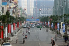 Dự án đường Lê Trọng Tấn được thiết kế 4 làn xe chạy. (Ảnh: Huy Hùng/TTXVN)