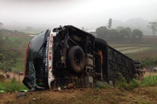 Tai nạn trên cao tốc Hà Nội - Lào Cai.