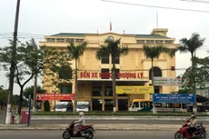 Bến xe khách Thượng Lý không một bóng người. Ảnh: Bùi Tuấn Linh