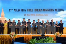Các đại biểu tham dự Hội nghị Bộ trưởng Ngoại giao ASEAN+3 lần thứ 17 tại Vientiane hồi tháng 7/2016. (Nguồn: THX/TTXVN)