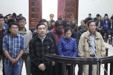 ​Buôn lậu gần 7.700 tấn dầu, chủ mưu lĩnh án 19 năm tù