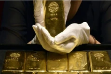 Động thái chốt lời của nhà đầu tư khiến giá vàng sụt giảm.
