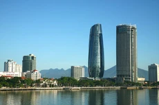 Hiện nay việc xây dựng các trung tâm hành chính tập trung ở địa phương là cần thiết nhưng chưa cấp bách. Ảnh: Lê Tiên