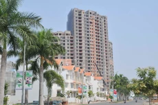 Thị trường bất động sản sẽ bị tác động xấu nếu NHNN siết van tín dụng - Ảnh: D.Đ.M