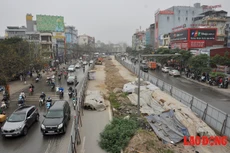 Dự án đường sắt Nhổn - Ga Hà Nội: Lập lôcốt nhưng không thi công, dân khốn khổ nhiều năm trời