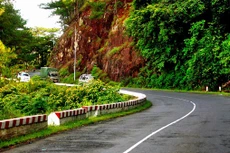 Phân luồng giao thông để cải tạo đèo Prenn trên QL20