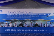 Nhà ga hình tổ yến sân bay Cam Ranh chính thức được khởi công sáng nay.