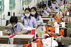 Dệt may là 1 trong 8 mặt hàng đạt kim ngạch xuất khẩu trên 1 tỷ USD tính đến 15/4/2016