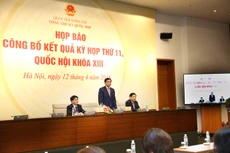 Tổng thư ký Quốc hội Nguyễn Hạnh Phúc chủ trì họp báo công bố kết quả Kỳ họp thứ 11. Ảnh: Lê Tiên
