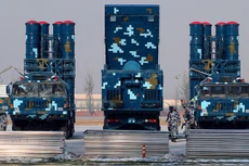 Một hệ thống tên lửa HQ-9 của Trung Quốc. Ảnh: Defensenews