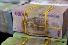 Tiền giấy mệnh giá 10.000 - 100.000 đồng theo cử tri có chất lượng thấp, cần được thay thế.