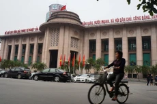 Thống đốc NHNN quyết định các loại giấy tờ có giá giao dịch trên thị trường mở