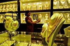 Giá vàng tăng nhẹ đầu tuần