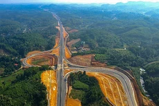 Thành lập 7 Đoàn kiểm tra về rà soát, tháo gỡ các khó khăn, vướng mắc liên quan đến các dự án giao thông trọng điểm có kế hoạch hoàn thành năm 2025 để đạt mục tiêu 3.000 km đường bộ cao tốc