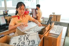 Tổ chức, cá nhân trong nước được lựa chọn đăng ký xe tại Phòng Cảnh sát giao thông hoặc Công an xã, phường, đặc khu trong tỉnh, thành phố.